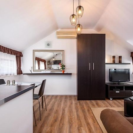 Apartment Katoro Umag Luaran gambar