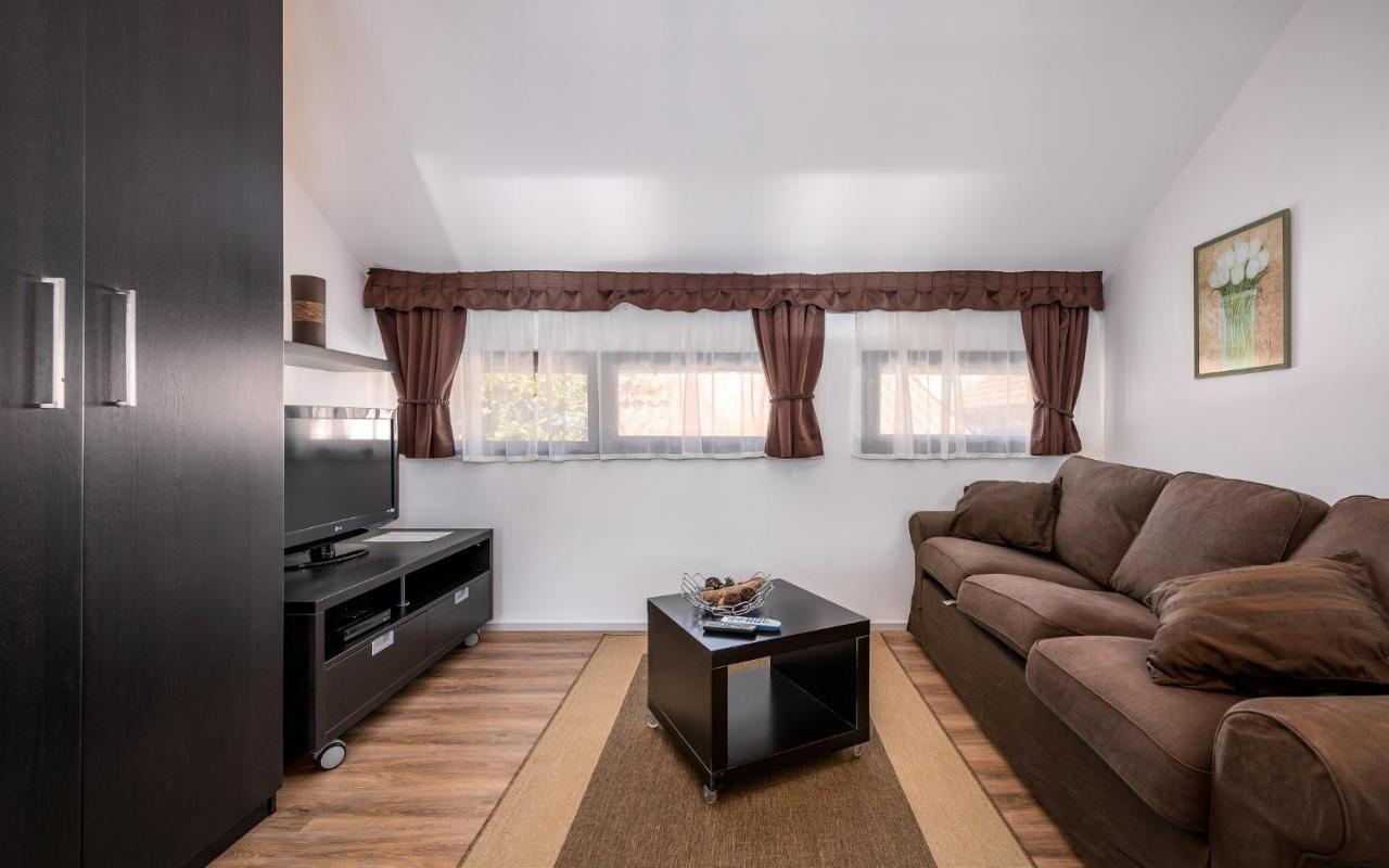Apartment Katoro Umag Luaran gambar
